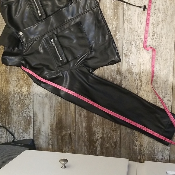 American Bazi Black Faux/Vegan Leather Crop Moto Jacket with Bungee Cinch Waist - Picture 13 of 16